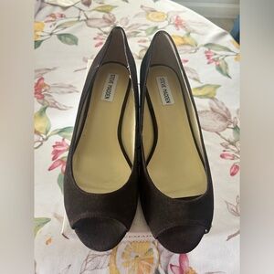 Steve Madden Dark Brown Suede Peep-Toe Pumps